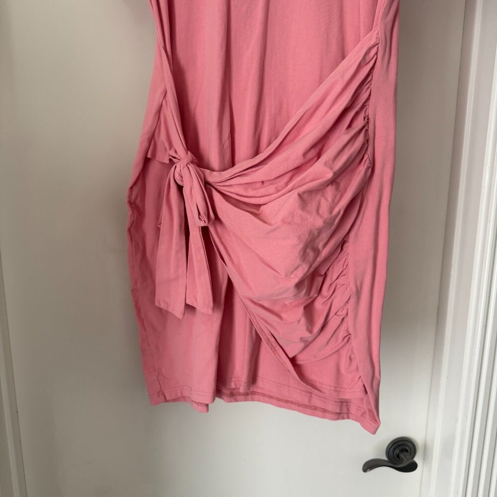 Pink Knot-Detail T-Shirt Dress. Wrap dress - Picture 5 of 6
